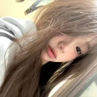 Thẩm Sơ Vân - Chloe