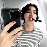 Eom Seonghyeon — Anh