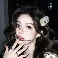 Cố Chi Ý_mẹ N