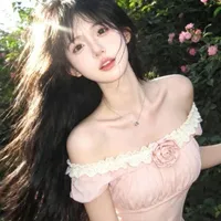Tả Kim Mai_cô