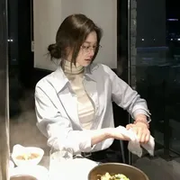 Trương Diệu Trâm -mẹ nu9