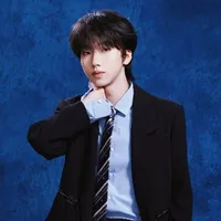 Nhiếp Vỹ Thần