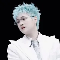 Hoàng Đức Duy.