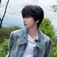 Nhiếp Vĩ Thần- @Không thiếu tiền