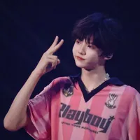Trương Dịch Nhiên-@Domi