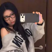 Khương Hoàn Mỹ(21tuổi)Cam