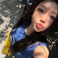 Khương Hoàn Mỹ ( cam- em )