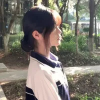 Mai Nhã Tuê-bạn nam9