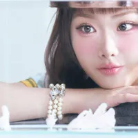 Nguyễn Lê Ngọc Ánh Sáng /Ánh Sáng Aza/