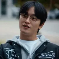 Kang Yoon-gi ★