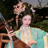Giang Uyển Oanh [ Diệu quý nhân ]