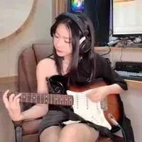 Khương Hoàn Mỹ(cam)