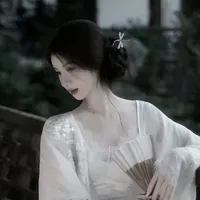 𝐓𝐡𝐚𝐧𝐡 𝐓ú_Mợ Ba