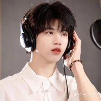 Trương Hàm Thụy_y