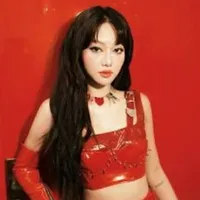Trần Hoàng Phương Lan(Yeolan)