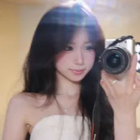 TRẦN NGỌC HẠ VY (nu9)