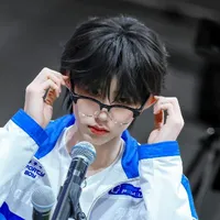 Trần Dịch Hằng.cậu
