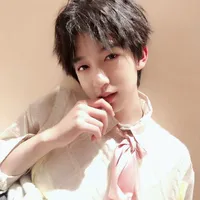 Hạ Tuấn Lâm_em