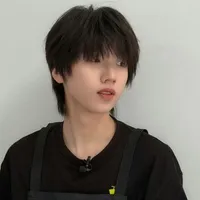 Nhiếp Vĩ Thần