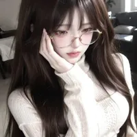 Giảng Viên Nữ