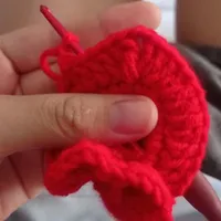 ngồi móc (len) cùng tui