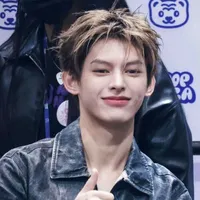 Triệu Vũ Phàm ( James )