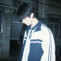 Gia Bảo ( Bao.chi.iu.em ) 👻