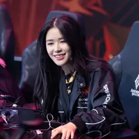 phan thị ngọc hương [ shizuka