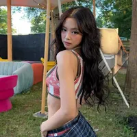 Kim Jennie (Em)