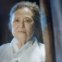 Hồn ma bà già 