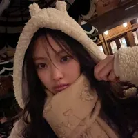 @.hyeinhaes