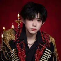 Trần Dịch Hằng • Jonathan