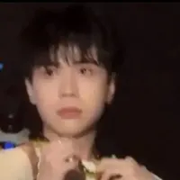 Lê Quang Hùng ( Phone )