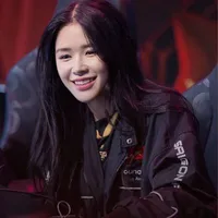 Phan Thị Ngọc Hương |SHIZUKA|