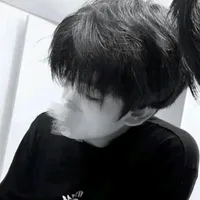 Ngô Minh Tín/giúp việc