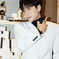 Lê Quang Hùng *25*