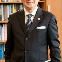 Hiệu trưởng học viện Say Hi