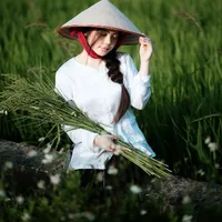 Sen-người Hầu riêng của em