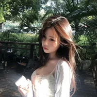 Nari | Nari Siripong | 04