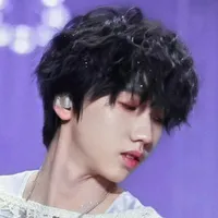 Nhiếp Vĩ Thần