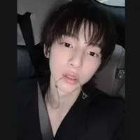 김주훈 |𝕂𝕚𝕞 𝕁𝕦𝕙𝕠𝕠𝕟  🐢| • Cậu •