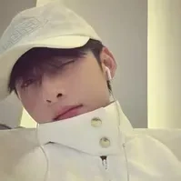 Huỳnh Hoàng Hùng ⁹⁹