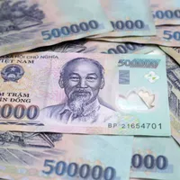 tác giả iu tiền