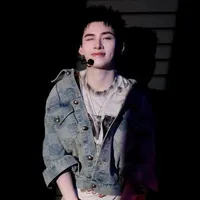🐻 Huỳnh Hoàng Hùng - Gemini Hùng Huỳnh