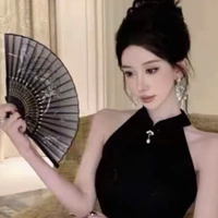 mẹ anh