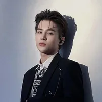 PHẠM ĐÌNH THÁI NGÂN