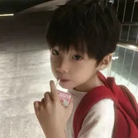Tạ Gia Kiệt (hồi nhỏ) 