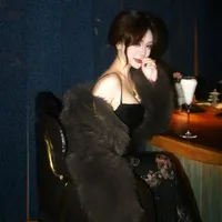 Bà Hoàng
