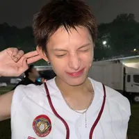 𝐉𝐚𝐦𝐞𝐬 (mi mèo)