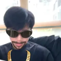 Còn ai ngoài tôi